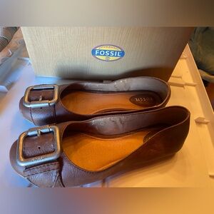 Fossil Maddox Brown Leather Flats